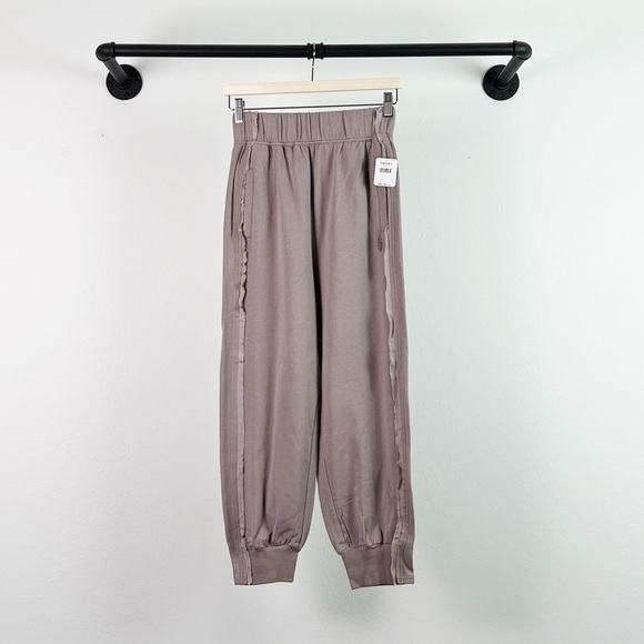 NWT Free People FP Movement Where the Wind Blows High Rise Joggers Cashmere - Picture 6 of 8